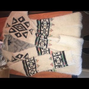 My Michelle Tribal Fuzzy Cardigan w pocket! M
